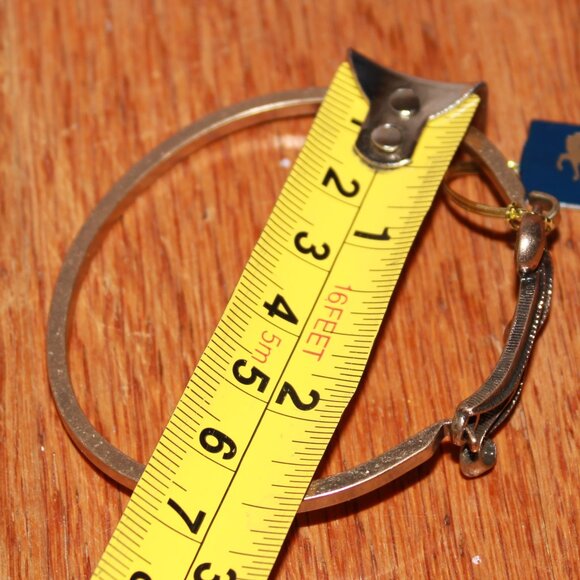 Niquea.D Initial Metal Bracelet - Picture 4 of 5